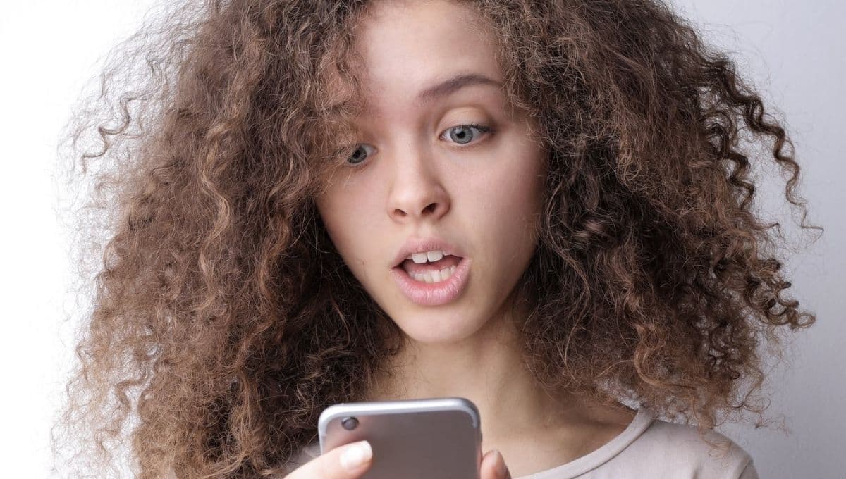 Devuelve el brillo a tu cabello con aceite de coco y jengibre