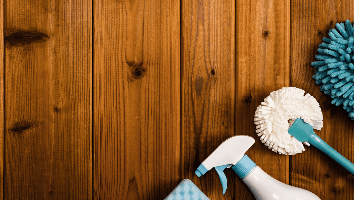 ¿Cómo limpiar los muebles de madera sin dañarlos?
