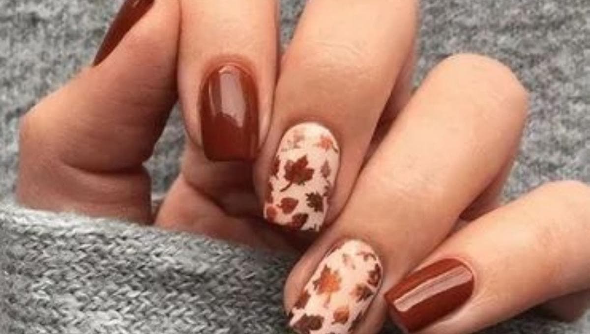 Uñas midi en tono mismatched, la mejor tendencia de manicura del otoño