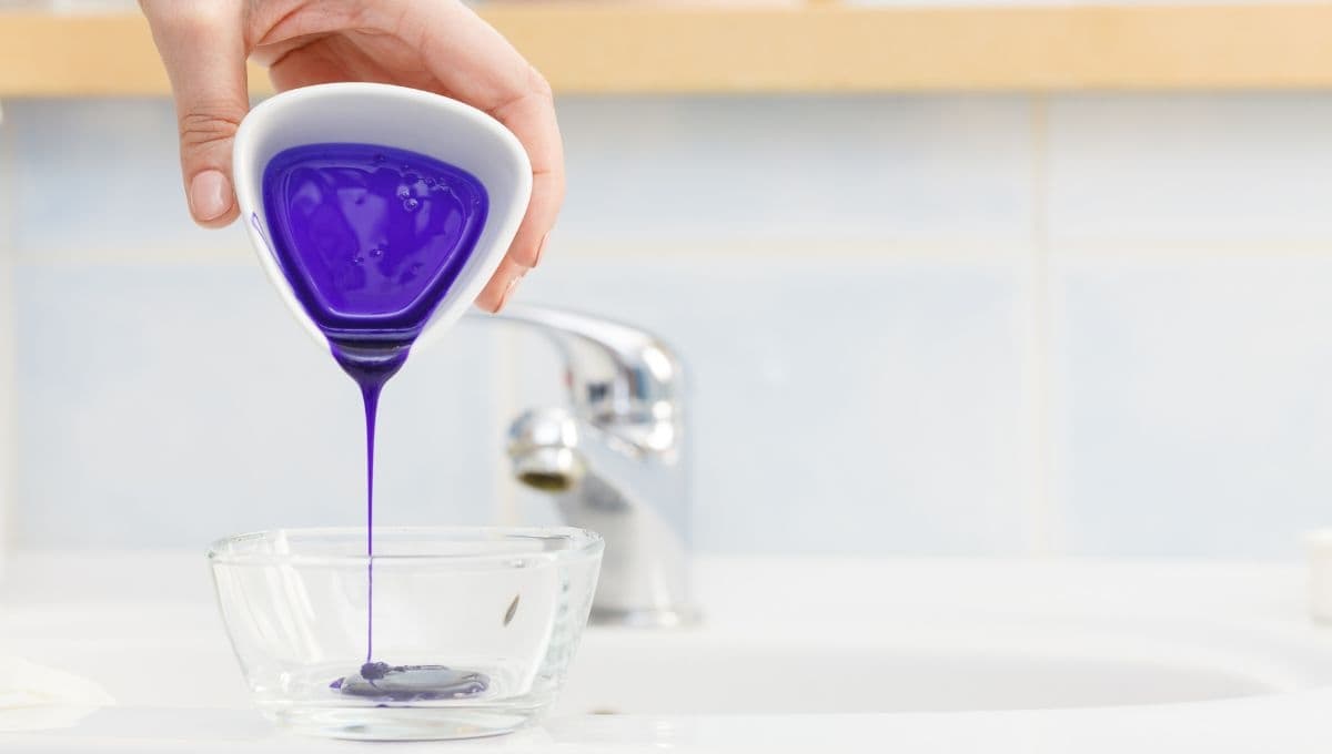 DIY: shampoo matizador con violeta para quitar lo amarillo a las canas
