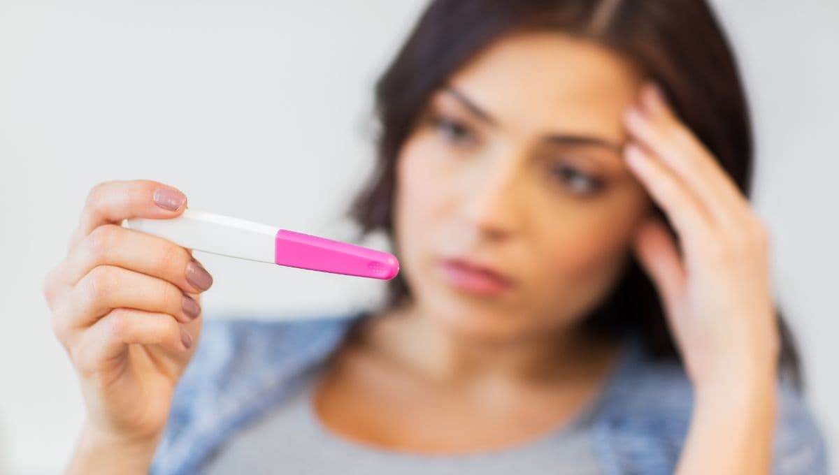 ¿Cómo saber si estoy teniendo un embarazo silencioso? 5 síntomas poco comunes