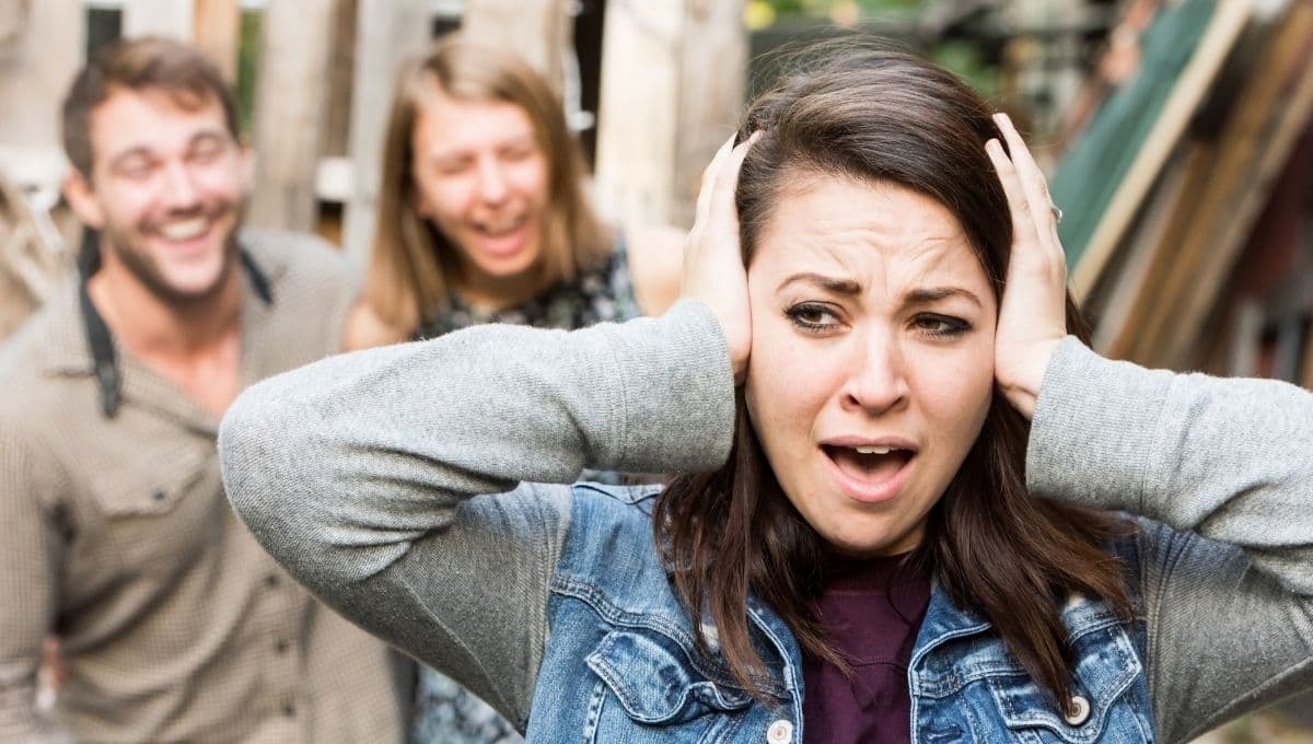 ¿Por qué una persona se burla de otros? 5 causas por las que molesta a todos