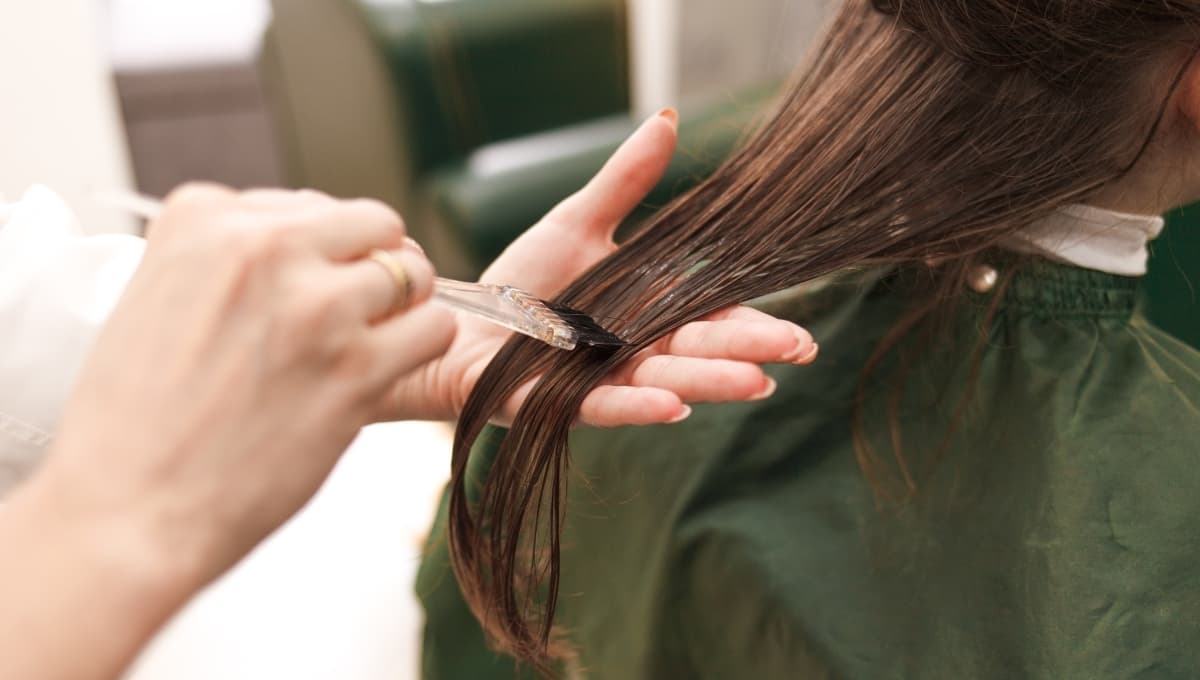 La keratina con ácido hialurónico para alisar el cabello e hidratarlo sin maltratar