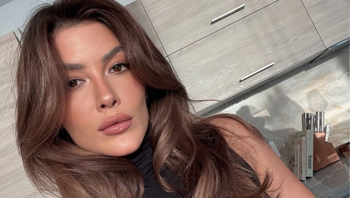 Michelle Salas muestra cómo llevar el tinte castaño ideal para mujeres de 30