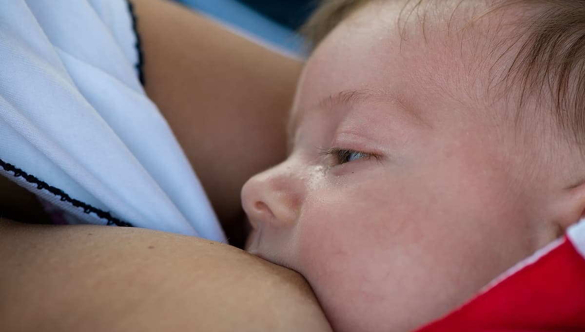 Leche materna: 10 razones para amamantar a tu bebé